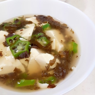 梅シソで(^^)冷凍オクラと豆腐のスープ♪
